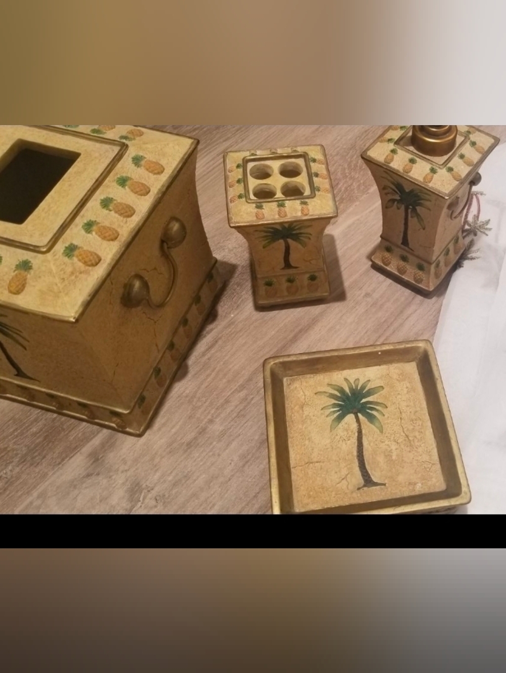 Tropical Palm Tree Bathroom Accessories 4 Piece Set - Picture 8 of 9